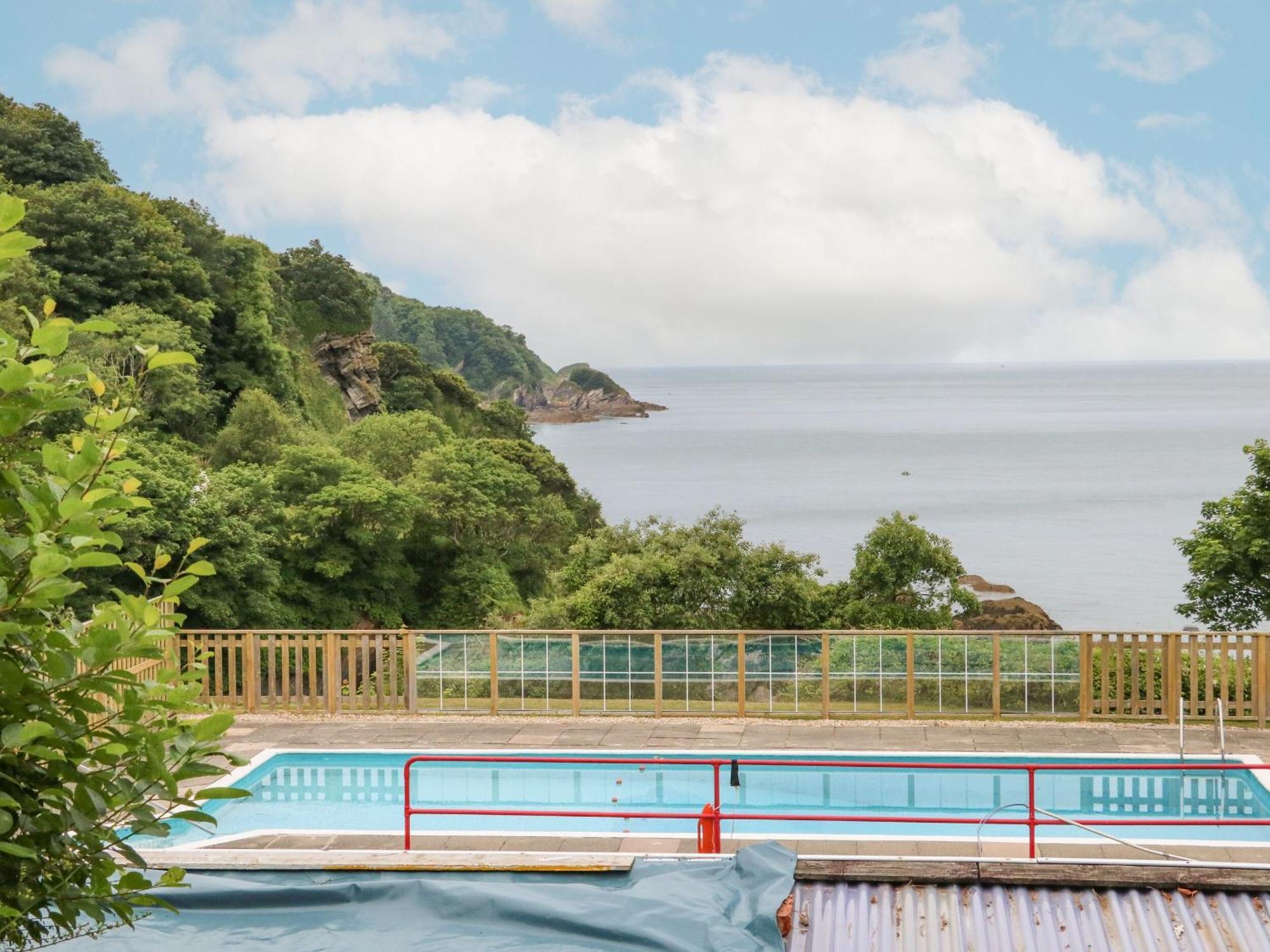Vila Ochenta Combe Martin Exteriér fotografie